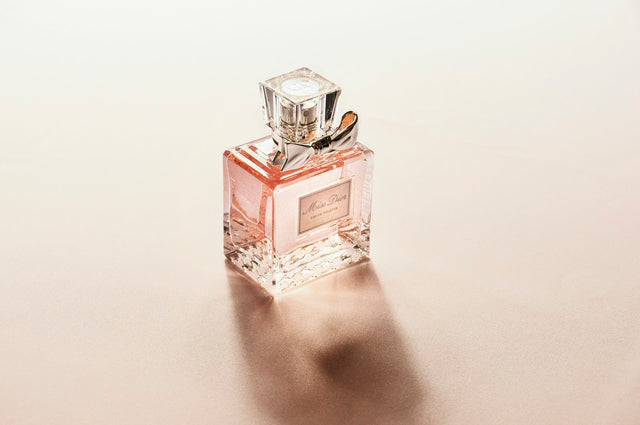 Flacon de parfum transparent