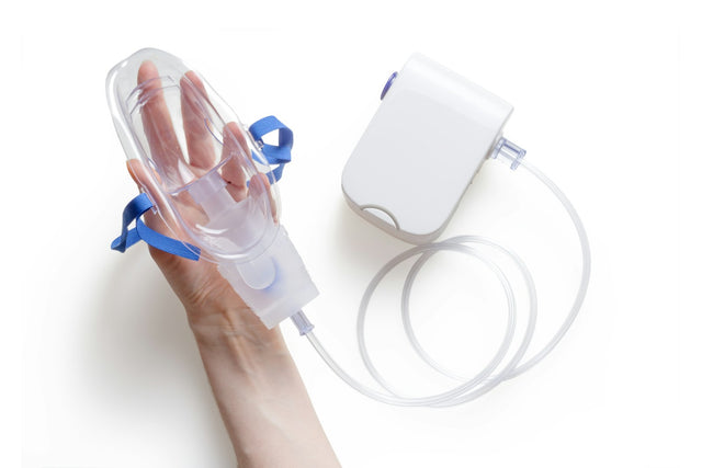 Inhalateur de salbutamol : la bonne technique, la chambre d'inhalation maison et les erreurs à éviter