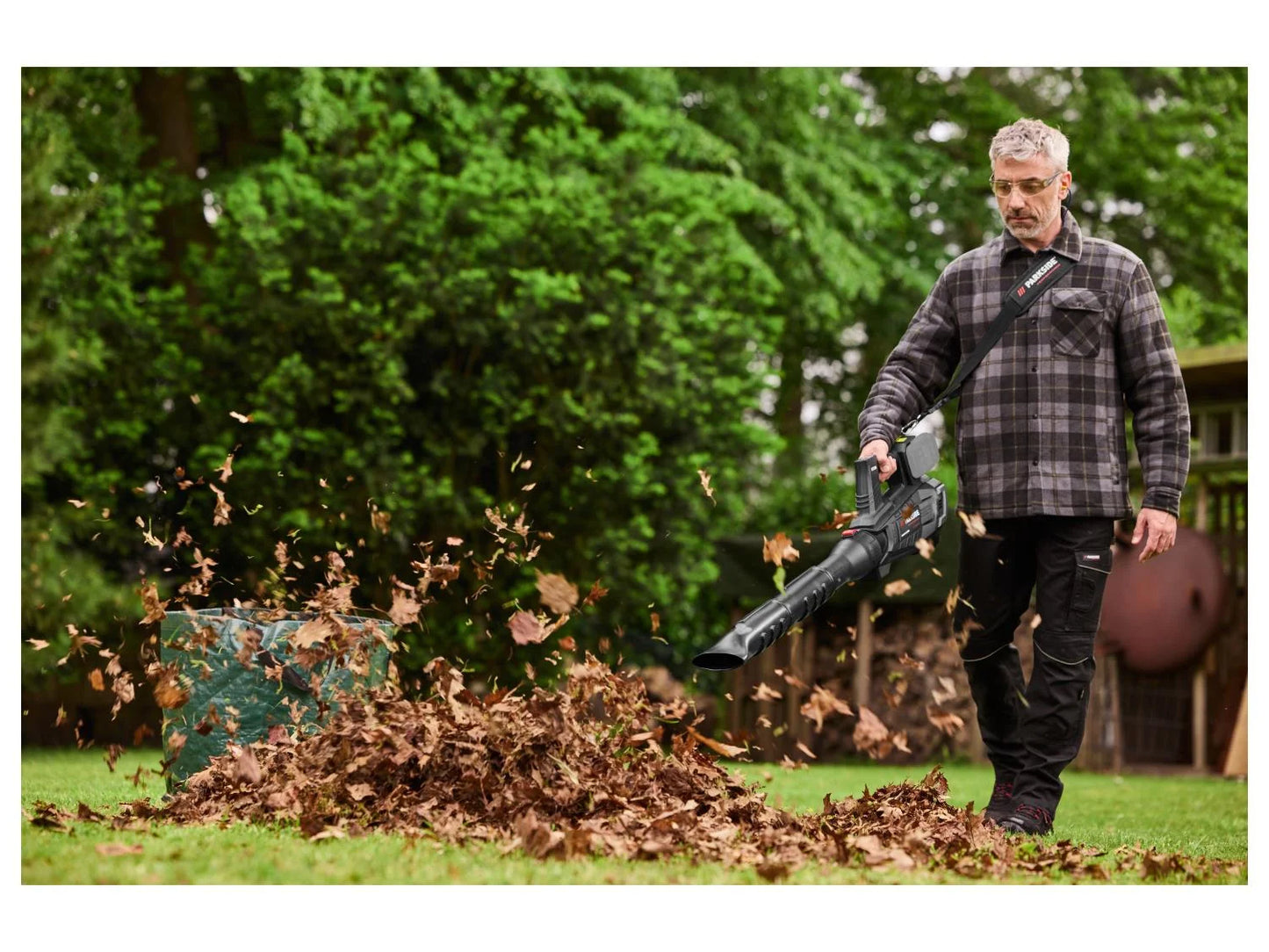 Souffleur à Turbine Sans Fil Parkside PERFORMANCE 40 V – Kit Complet avec 2 Batteries 4 Ah + Chargeur Rapide